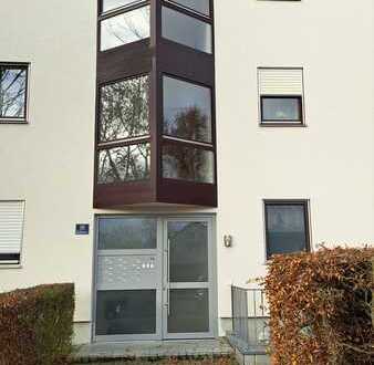 Gepflegte 2-Zimmer-Wohnung mit Balkon, Einbauküche und TG Stellplatz in Ingolstadt