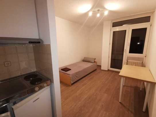 Möblierte 1-Zimmer-Wohnung mit Balkon und EBK in Germersheim