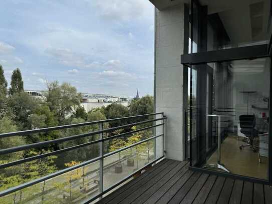 Repräsentatives Büro im Loft-Stil mit Blick auf Münster und Blau