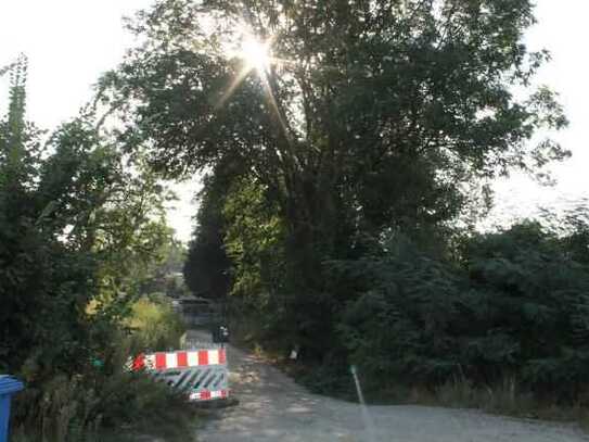 Letztes, ruhiges Baugrundstück in Rüdersdorf mit Blick auf ein freies Feld