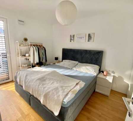 Exklusive, sanierte 1,5-Raum-Wohnung mit Balkon und Einbauküche in Bühl