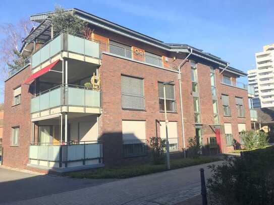 Exklusives, barrierefreies Penthouse mit Aufzug in zentraler, stadtnaher Lage