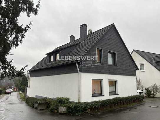 Charmantes Einfamilienhaus mit Einliegerwohnung in ruhiger Lage von Langenfeld