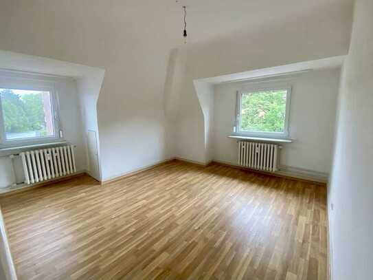 Freundliche und gepflegte 3,5-Zimmer-Dachgeschosswohnung in Offenburg