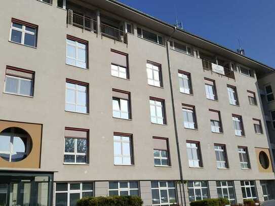 Bürohaus in zukünftiger Top Lage von Erfurt, Nutzung Hotel, Wohnen