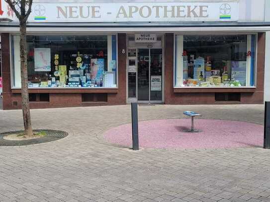 Tradition trifft Zukunft – Ladenlokal in historischer Apotheke zu vermieten