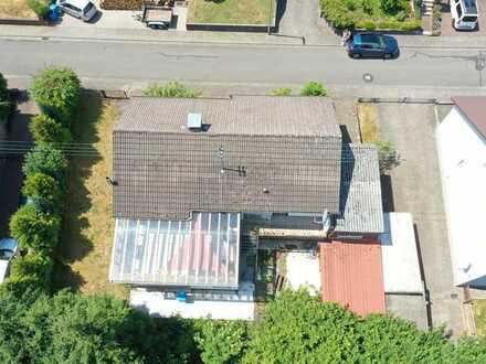 EFH Bungalow mit Garage und eine Einliegerwohnung