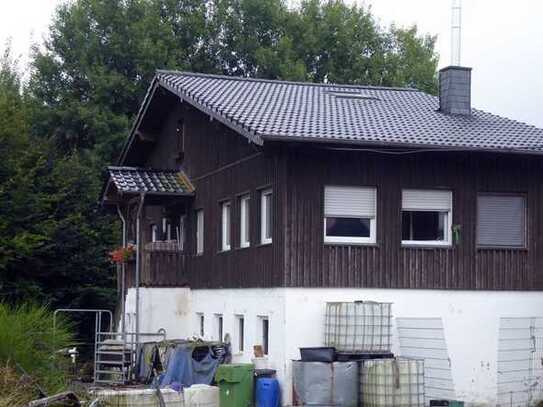 Ihr Traum vom Wohnen mit Pferden direkt vor der Türe. Dieses Objekt in Waldbröl eignet sich perfekt!