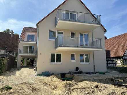 Erstbezug: 4-Zi.-Woh. mit EBK und Balkon in GP-Faurndau / New building 4-room apartment