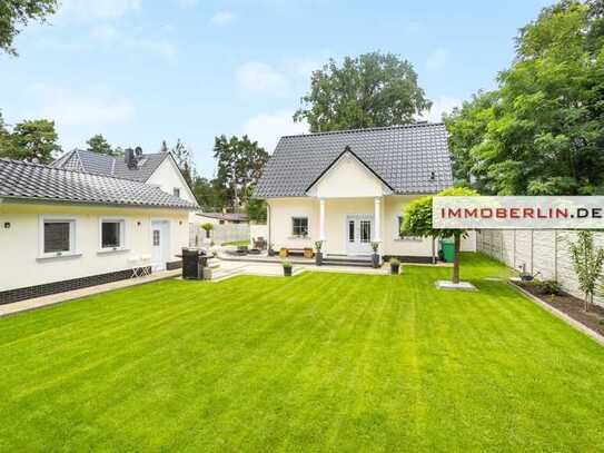 Traumhaftes Haus mit Südterrasse, Sonnengarten, und Erdwärmepumpe in ländlicher Lage