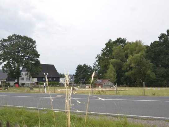 Unverbaubares Grundstück mit süßem Häuschen in Altgeringswalde