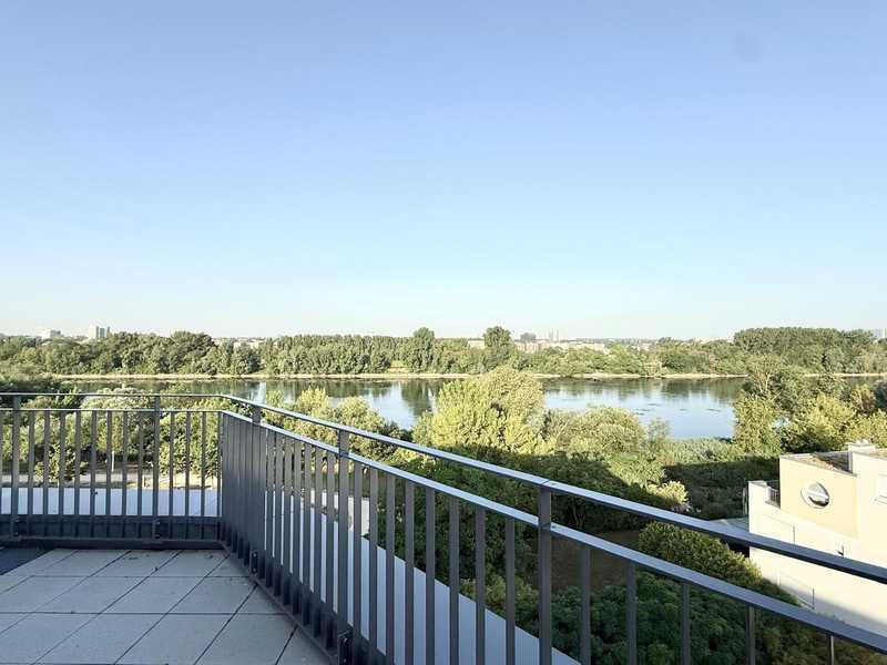                                                               Luxuri&ouml;se 4 Zimmer Wohnung mit Balkon Tiefgarage                                                       in Kastel (Wiesbaden)