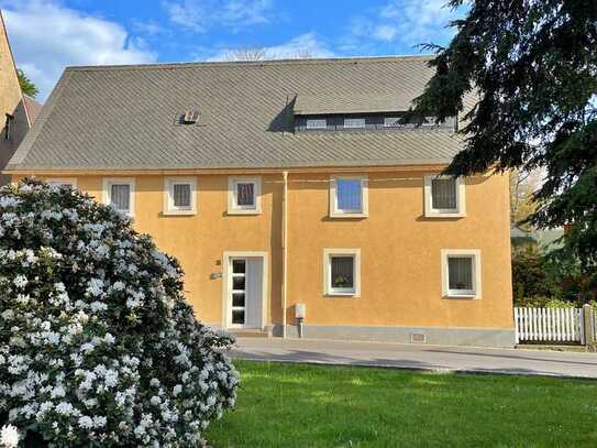 Haus am Südrand von Pulsnitz mit vielen Optionen, auch zur gewerblichen Nutzung