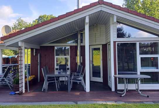 Neuwertiger 5- Zimmer Bungalow in Rüthnick mit Pool, Grillkota, Sauna, Kaminofen, 800qm Grund