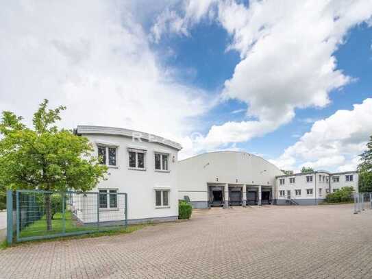 STELLE | ca. 5.600 m² | BEHEIZT | RAMPENLAGER | BÜRO | AUßENFLÄCHE