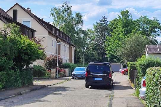 3-Zimmer-Wohnung mit Einbauküche und Garage