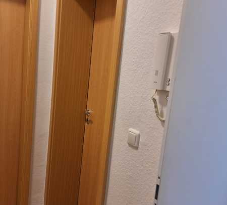 Freundliche und sanierte 2-Zimmer-Wohnung mit Balkon in Hagen