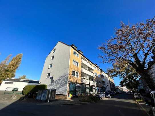 Dachgeschoss Wohnung Grenze Rüttenscheid mit Einbauküche, essen-Berghausen