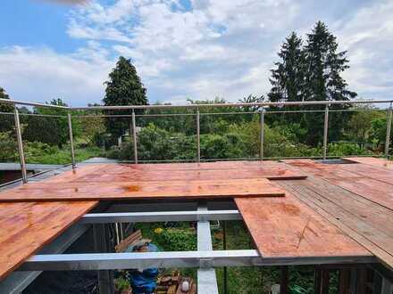 Kandel: Wohnhaus und Neubauwohnung mit 15m² Südbalkon sowie großem Garten