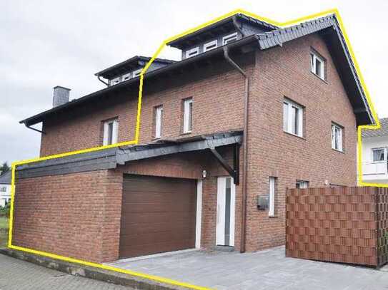 Haus mit Süd-Terrasse, Garten und Garage