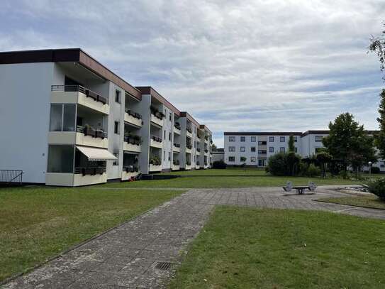 Hochwertig modernisierte 3-Zimmer-Wohnung mit Balkon in zentraler Lage in Sankt Augustin