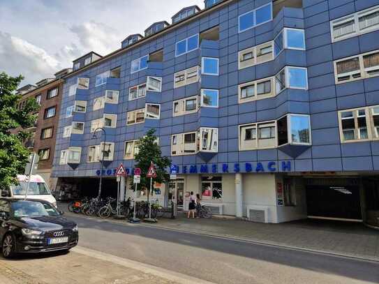 Exklusive Maisonettewohnung mit offenem Kamin direkt am Brüsseler Platz