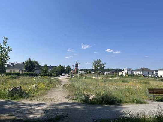 Berlin - Königs Wusterhausen
 -Zernsdorf-
Grundstück nahe am See sucht Sie als Eigentü