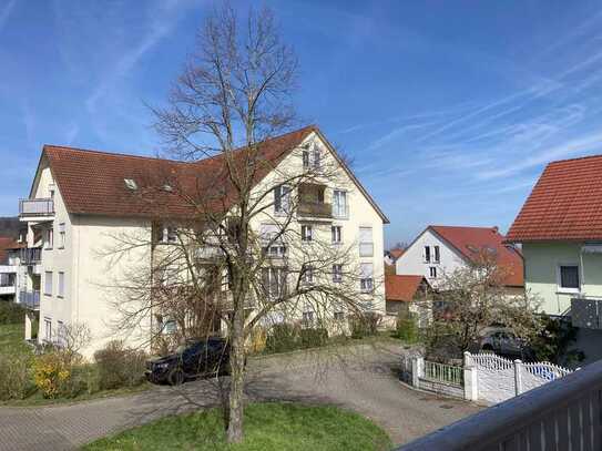 Helle und modernisierte Wohnung mit gehobener Innenausstattung mit EBK in Schwäbisch Hall