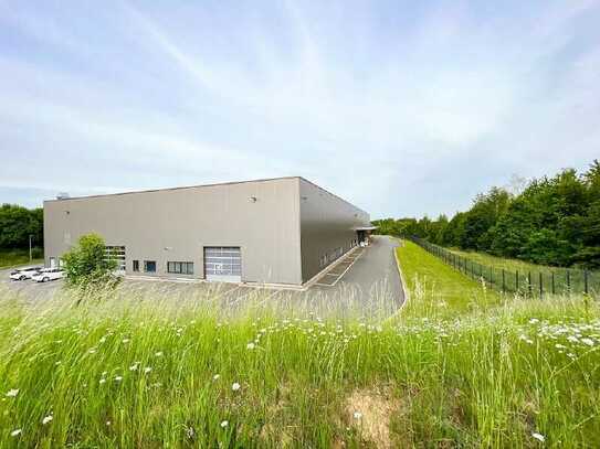 Moderne Halle zum Eigennutz an der A14 zum Kauf!