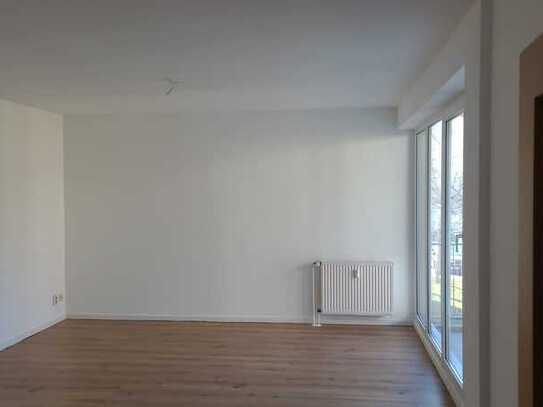 Lichtdurchflutete 3-Raumwohnung mit Balkon - NS 13 / WE 05