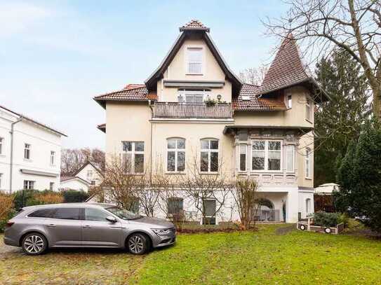 Top-Kapitalanlage in Top-Lage! Vermietete Maisonettewohnung in Köpenick: Mit Stellplatz, Balkon usw.