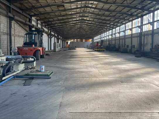 Lagerfläche | Industriehalle - Gewerbehof Revitalisiert
