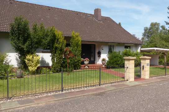 Provisionsfrei für den Käufer: Freistehendes Einfamilienhaus in Stade mit tollem Grundstück