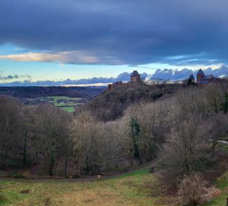 Traumhafter Blick auf die Burg Nideggen