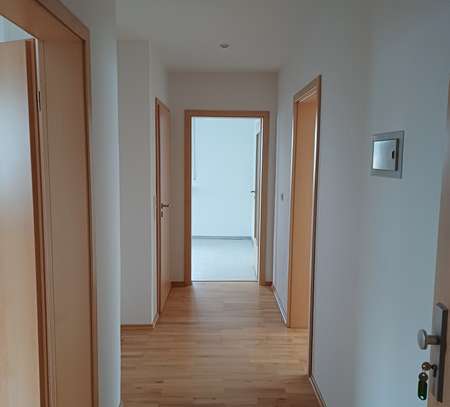 3 Zimmerwohnung, Küche, Bad, Balkon, nähe Dornberg Bahnhof