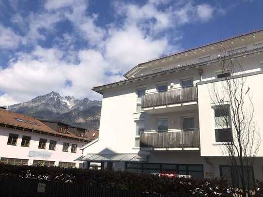 Barrierefreie City-Wohnung*Garmisch*3 Zimmer*2 Balkone*neuwertig*bezugsfertig*Aufzug*Tiefg.