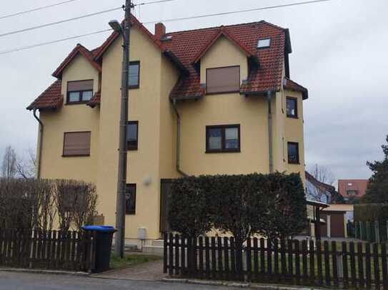 Drei-Raum-Maisonette-Wohnung mit ca. 68 m² in ruhiger Lage von Radebeul West