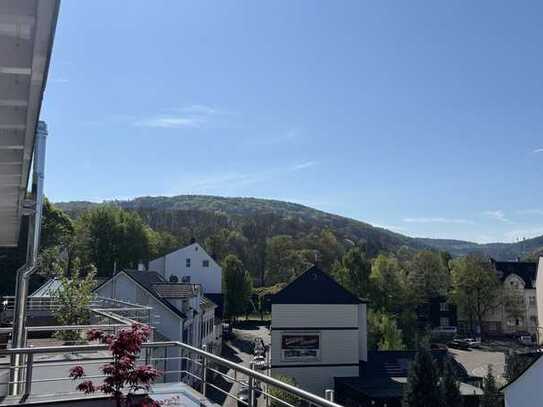 Schöne Penthaus Wohnung mit Terassen