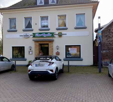 Gaststätte mit Wohnhaus und angrenzendem traditionellem Saal im gemütlichen Ortskern von Brünen.