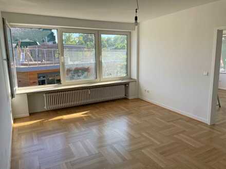 Frisch sanierte 2-Zimmer-Wohnung in Düsseldorf Oberkassel