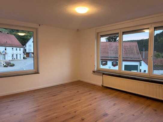 Schöne 5-Zimmer-Wohnung mit Dachterrasse in Schelklingen