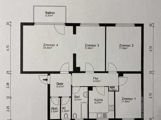 4 Zimmer Wohnung mit Einbauküche, Balkon in zentraler Lage von Bad Homburg