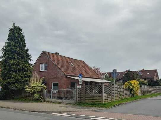 Ideals Zweifamilen Handwerkerhaus zentral in Heidmühle