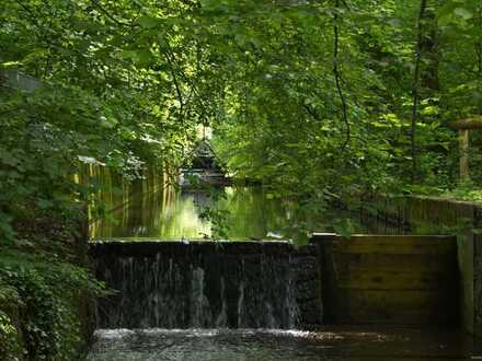 Idyllisch gelegenes Reihenmittelhaus in einer Villenkolonie am Pasinger Stadtpark