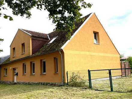 Großzügiges Wohnhaus mit viel Nebengelass in Löwitz