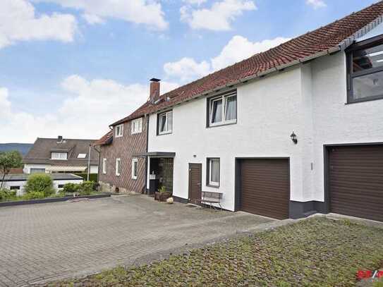 Mehrfamilienhaus mit historischem Charme und modernen Anbauten in Springe