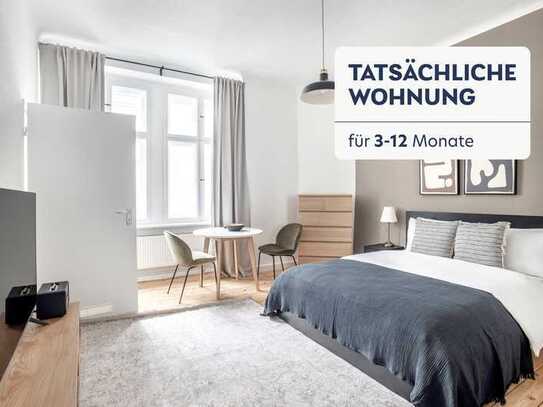 Wunderschöne vollausgestattete 1 Zimmer Wohnung in Gründerzeit Altbau direkt am Boxhagener Platz.