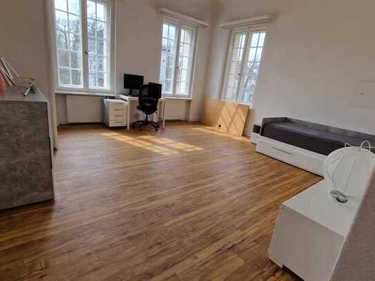 Tolles Zimmer mit Anmeldung in geschichtsträchtiger alten Villa in Lichterfelde Steglitz Zehlendorf