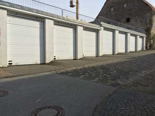 große, hohe Garage in Lichtenau zu vermieten - mit Strom