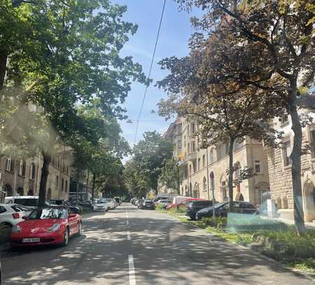 Wunderschöne Altbauwohnung in Top Lage in Stuttgart West